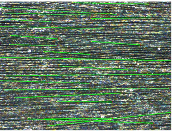 Figure 3.5: Image of line detection algorithm used to perform ﬁber measurements.