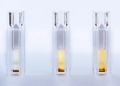 Figure 1. An example of pseudoperoxidase reaction by magnetic particles located on the bottom of a standard 1 ml cuvette