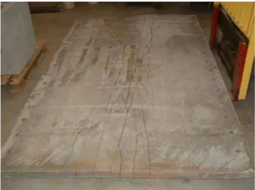 Figure 2.12.  Typical cracking pattern on bottom surface of the panels (Harris &amp; Roberts- Roberts-Wollmann, 2008) 