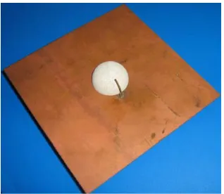 Figure 10. Fabricated antenna prototype for thearc-monopole coupled DRA.