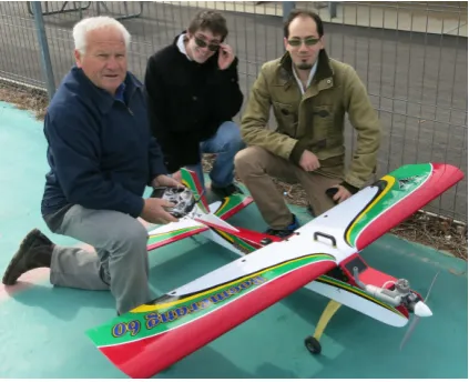 Figure 4.10: Photo taken at Canberra Model Aircraft Club. People in the photo (rightto left): Sean O’Brien, Andrew Tridgell (the main developer of the ArduPilot), AdamKroll (a pilot with Canberra Model Aircraft Club).