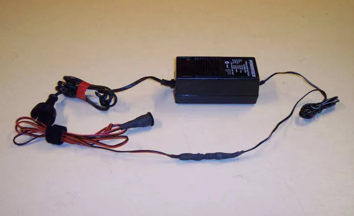 Figure 3.5.1  Repeater power pack. 