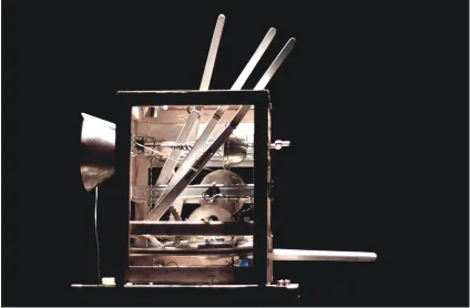 Fig. 1.2 Recorded object: a machine made by the carpenter Alexandre Landry in 2008, which helped create the sound material of the work Dans le ventre de la machine