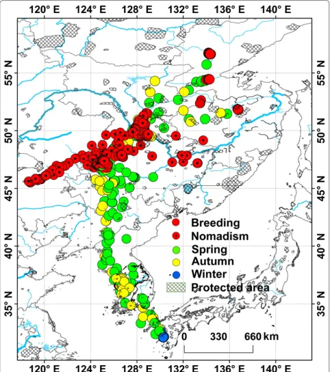 Fig. 3 The spatial distribution of Hooded Cranes stopover sites during annual migration and the locations of protected areas within the study areas