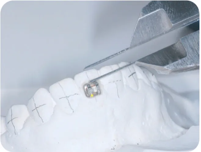 Figure 9 : Bracket accuracy measurement with modified digital caliper