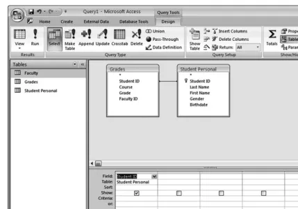 Figure 10.10Access Query window with Student ID included.