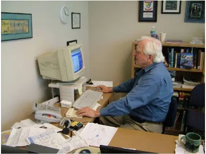 Fig. 3: Doug Engelbart using a Chordset and mouse interface (Photo by the author) 