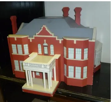 Figure 2.25: The model of McCrae House made by Leo Richards (Photo by author, 15 September 2012)