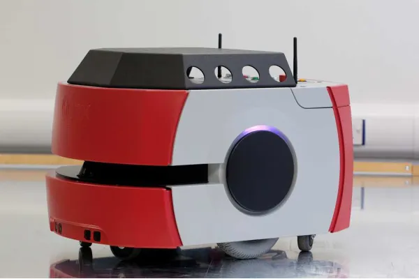 Figure 1. Pioneer LX from Adept MobileRobotics.
