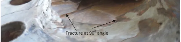 Fig. 4.  Flaky appearance of material removal from the pull rod. 