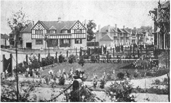 Figure 3.5  Rural Middlesex, 1929             Harrow Garden Village, 1931 