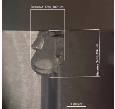 Fig. 1. Brittle fracture (cracking) of the ceramic cutting tool during the milling process