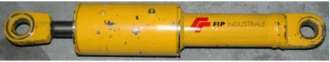 Figure 10: Non–linear viscous damper used in the tests.