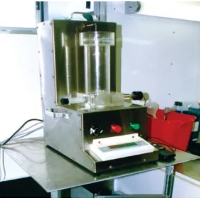 Figure 2. Air-void analyzer 