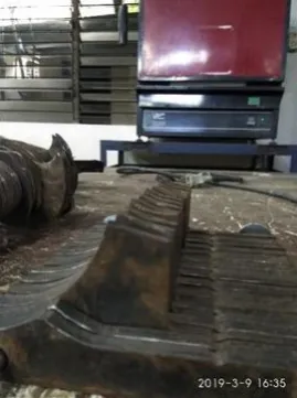 Fig. 1. Preparation of the XU Plastic Shredder blades 