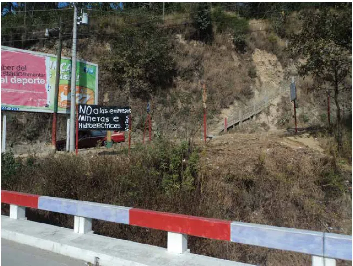 Figure 20.6. Signboard on the international road crossing from México to Guatemala