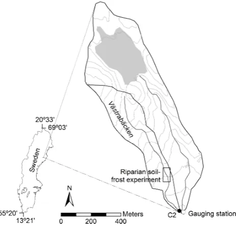 Fig. 1. Map of the study catchment. Sampling site for water chem-istry is indicated by a ﬁlled circle and discharge measurements byan open circle