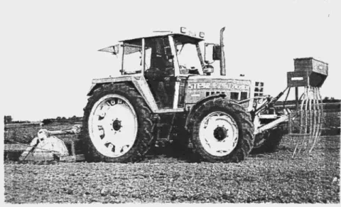 Figure 1.1 A granule applicator used in the Netherlands.