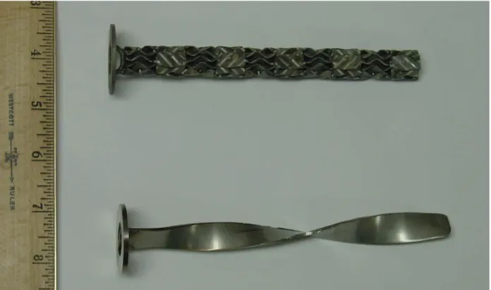 Figure  1.3:  Internal  mixing  inserts  used  by  Penner  et  al.  (2005)  during  flow-loop  reactor  experiments