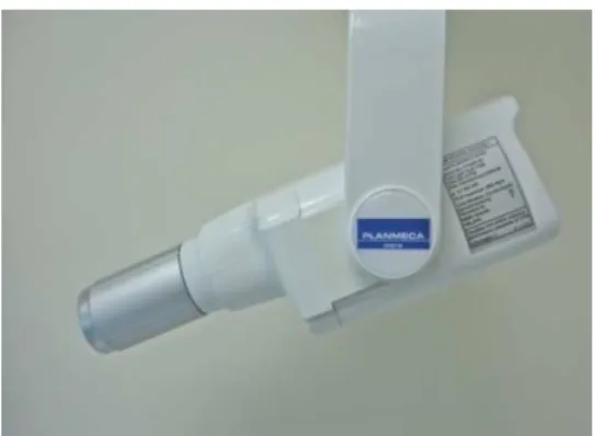 Fig 2. Left: Nomad Pro® (Aribex, Orem, UT) handheld device. Right: Planmeca Intra® 