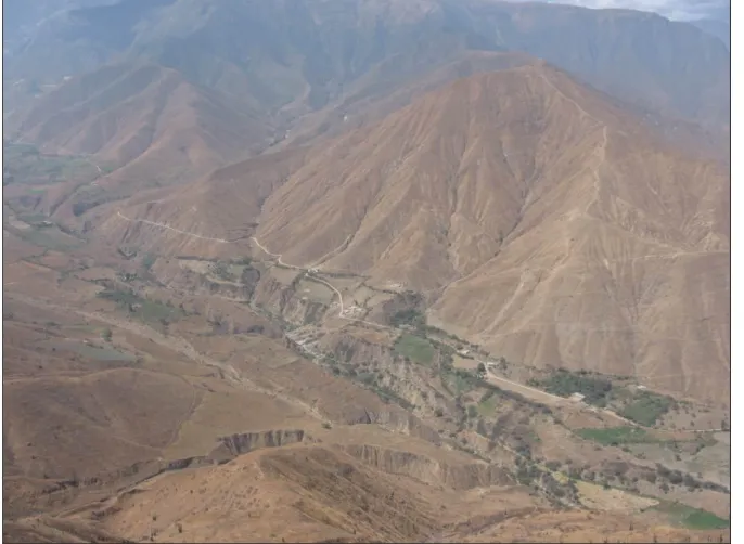 Figure 2-3. In the foreground, a very deep El Niño cut is visible in the upper Moche Valley