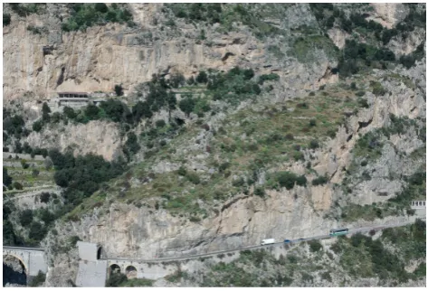 Figure 2. The Conca dei Marini site with the vehicular flow on the “Amalfitana” road. Fig