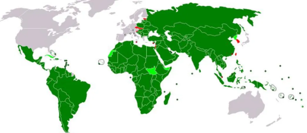 Figure 1: Map of developing countries within the scope of IMF (dark green) and outside the scope of IMF (light green)  (Wikipedia: http://en.wikipedia.org/wiki/Developing_country)  