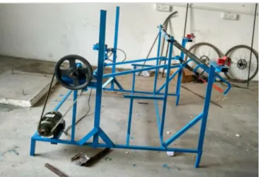 Fig. 4.2 Mounting for hacksaw frames 