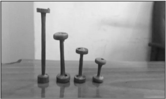 Fig. 2  Concrete block inside the wooden mould  with a built-in hole assembly 