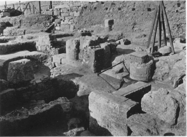 Fig. 2.  The  East  End  of  the  South  Stoa[  seen  fromthe  Southwest 