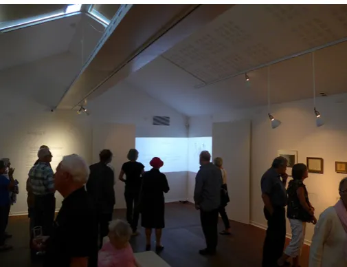 Figure 7. A Viskbook installation in the Martinus Rørbyeexhibition at Nivaagaard. The photo is taken during the exhibition,and shows how the installation creates a special attentionand at the same time is an integral part of the exhibition.(Photo: H.Christiansen)