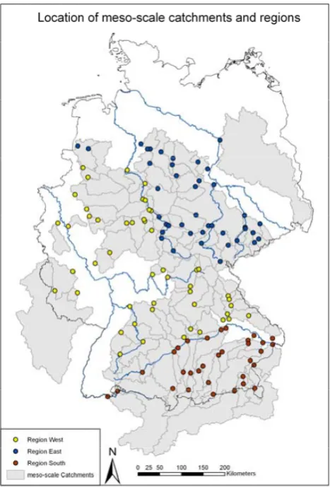 Figure 1: Discharge gauges of 122 meso-scale catchments and their assignment to one of the three regions