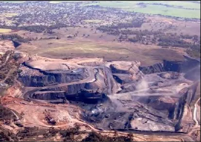 Figure 2.1: Upper Hunter coal mine adjacent to rural and residential land uses [Source 