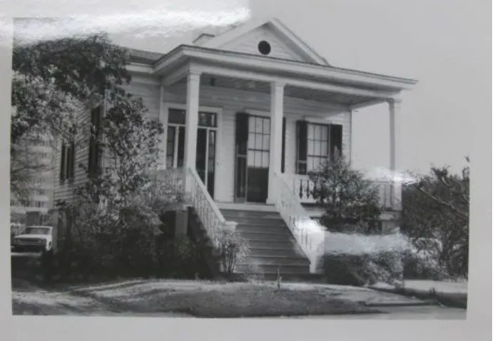 Figure 3.7: 1524 Pickens Street, a typical CCII-3, which is distinguished by its two full-
