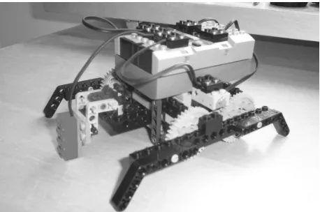 Figure 1: The robot configuration used in thewalking task experiments.