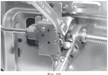 Fig. 11 PressureregulatorService shut-offvalve (shown inON position)