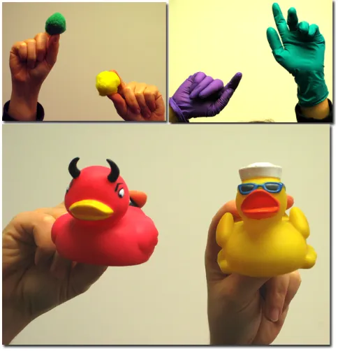 Figure 8: Gestures can readily be recognized by using anypair of distinctly coloured objects, as shown above
