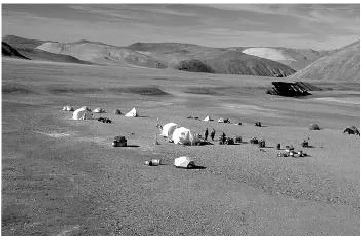 Figure 1: Base camp of Haughton-Mars Project 1998