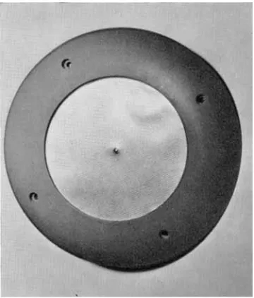 Fig. 3 CromMion .f rhe hull-mounted platinum-clad 