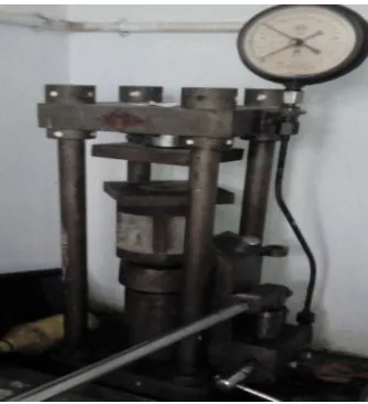Fig.1. Low Energy Ball Mill 