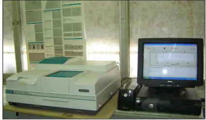 Figure (3): Carton slide with central window to show the specimens through 