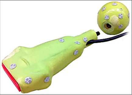 Fig. 3. Physical model of a modified ultrasound exam-ination head, with the additional object – a surface for additional markers