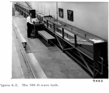 Figure 4. 1. The 40-ft tilting flume modif~ed for use as a wave tank . 