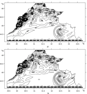 Fig. 9.  The charts of zooplankton (a) and bioresource (b) concentrations calculated in dimensionless units on the 210th day of computations taking into account advection and diffusion 
