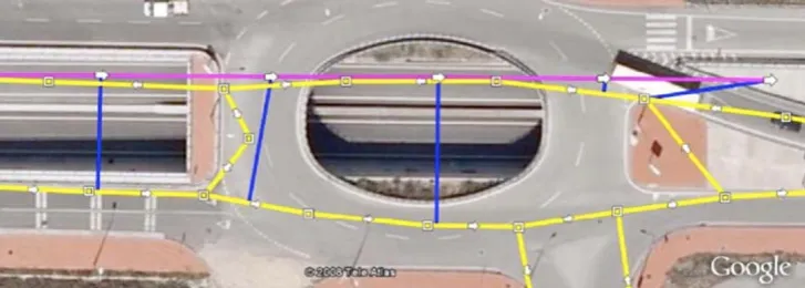 Fig. 8 Green pushpinsrepresent the borders of eachsegment, which are locatedin less ambiguous and crowdedareas