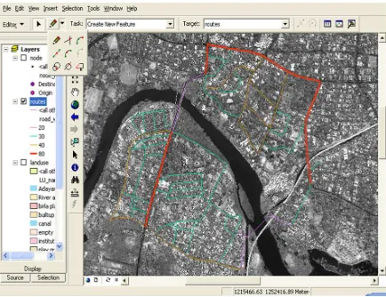 Figure 1: Study Area - Panchromatic image of IKONOS satellite  with thematic layers for routes and its nodes obtained after Route Network Analysis 