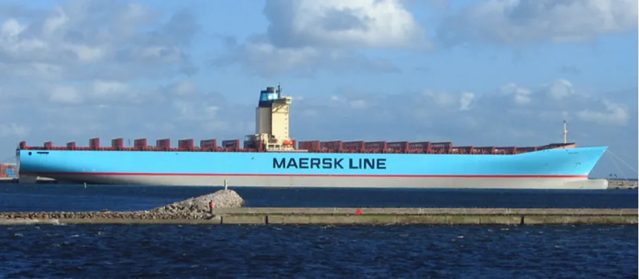 Figure 4.1: SUSAN MAERSK - 6600 TEU Container Ship [1]