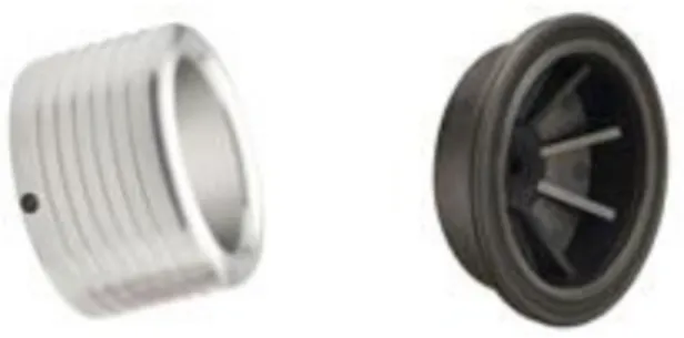 Figure 10 - Oneway™ (L) and Holdfast™ (R) Vacuum Chucks 