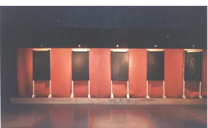 Figure 2-1: Linatex curtain with the target boards in front 