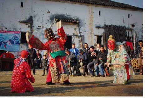 Figure 1. Nuo dance mask. China network picture, photo by Din Wei, [16]. 